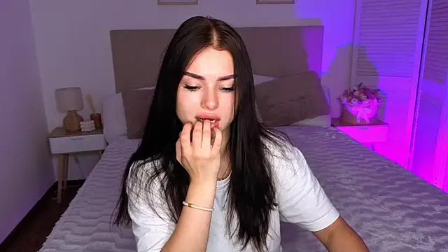 Chat +18 de Silena_sky ao vivo