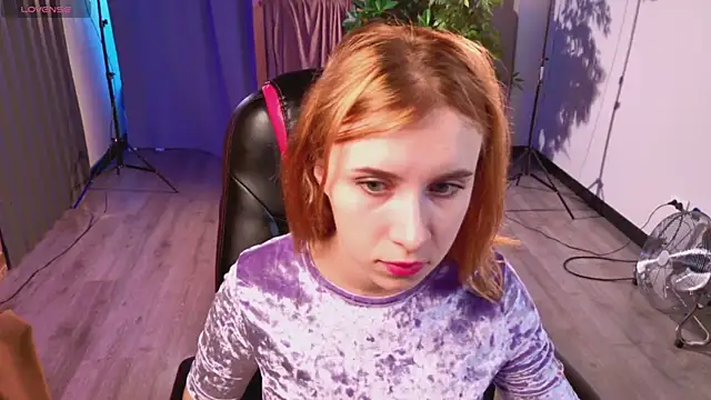 miraiakik Chat XXX live