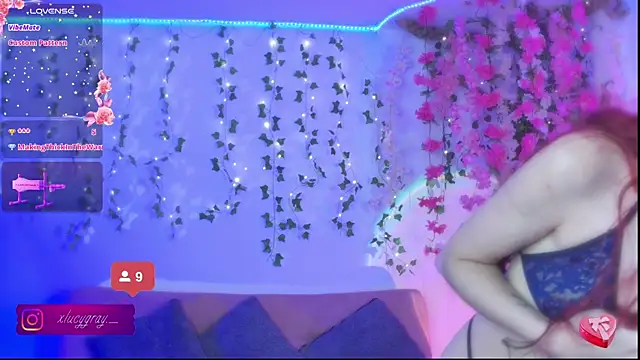 צ'אט XXX בשידור חי של LucyGray