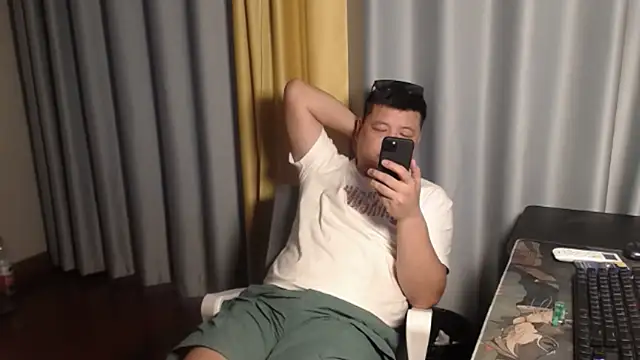 zhang1118 라이브 XXX 채팅