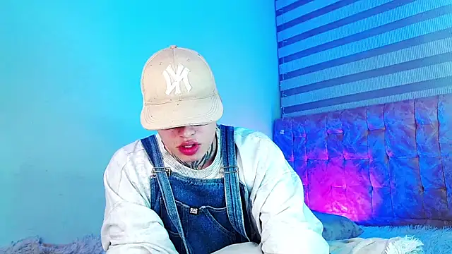 צ'אט XXX בשידור חי של _justinmoon2