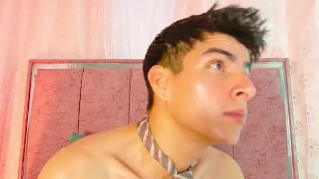 XXX chat uživo modela Vincent_Kane