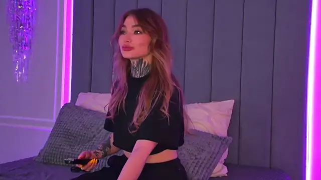 Chat XXX en directo de AriWild
