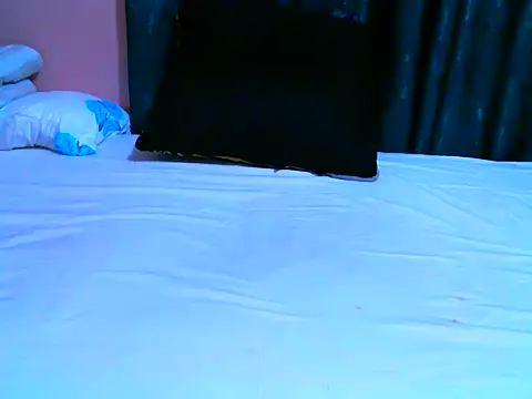 Pretty_kara Chat XXX live