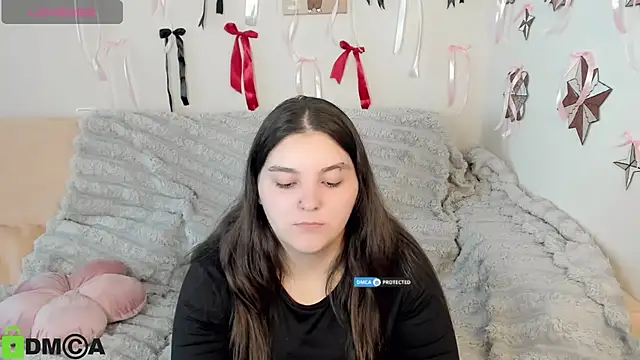 Chat +18 de MonikaMooon ao vivo