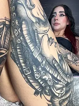 sharlot24 Chat XXX in diretta