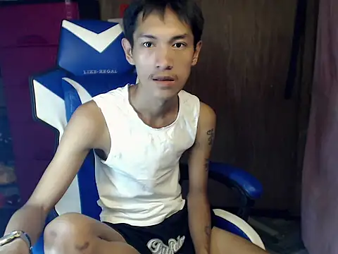 riks_tyler 现场XXX聊天