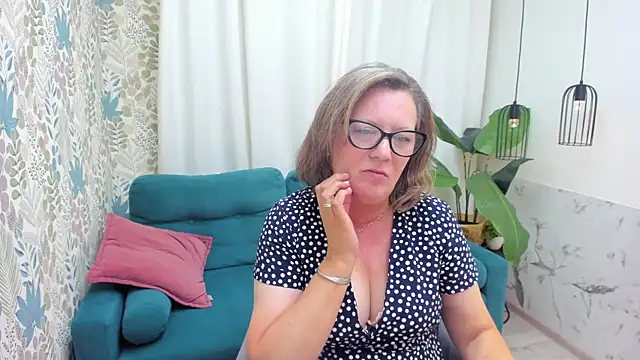 XXX chat uživo modela LeaPure
