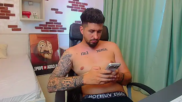 Živý XXX chat LoganStroud