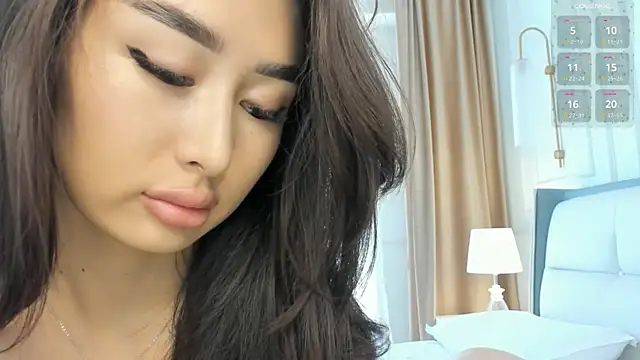 SayokoMia_S Adlı Modelin Canlı XXX Sohbeti