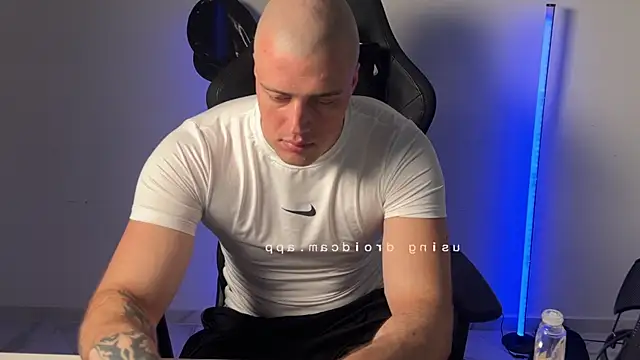 Chat +18 de Bigbaald ao vivo