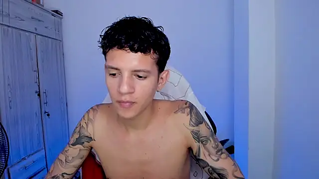 Chat XXX ao vivo de tylerrnova