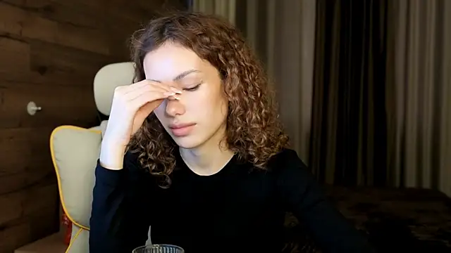 voxlesss 라이브 XXX 채팅