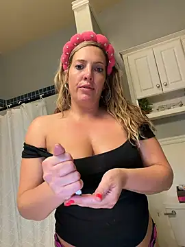 hollyharmd's Live XXX Chat