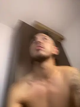 Kriss_Edwards Adlı Modelin Canlı XXX Sohbeti
