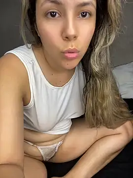 Živý XXX chat sofi_and_curlers669