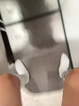Y0Y0meのライブXXXチャット