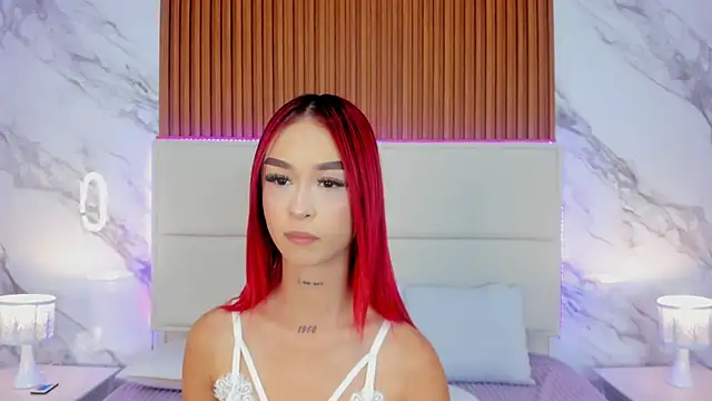 Chat +18 de _bella_rossee_ ao vivo