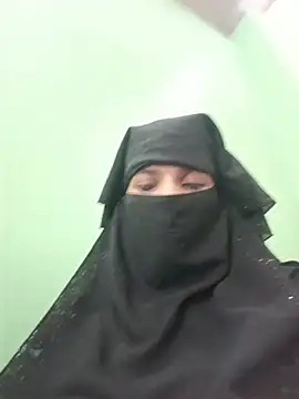 צ'אט XXX בשידור חי של Aafreen_36