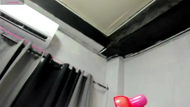DOMINANT_10inchsCOCK's Live XXX Chat