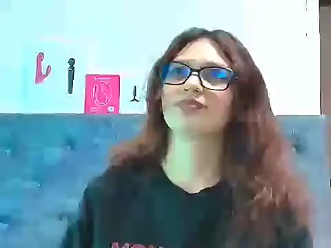 دردشة LARICSA الجنسية المباشرة