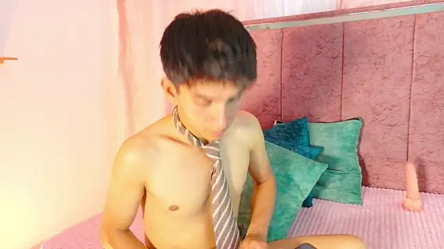 Vincent_Kanen Live XXX chat