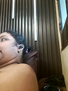 Chat XXX en directo de SHANVII