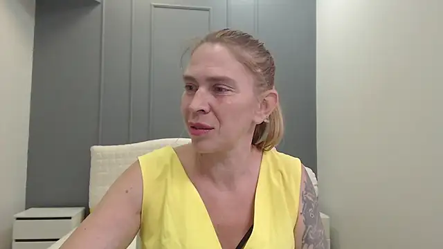 TessaDaybreak's Live XXX Chat
