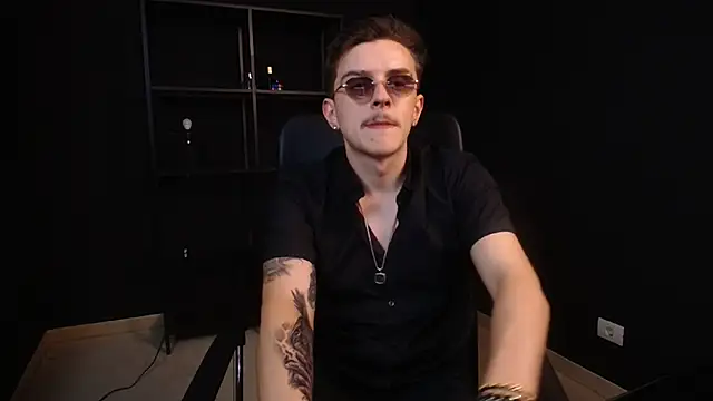 FelixStarkk – Naživo XXX chat