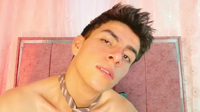 Chat +18 de Vincent_Kane ao vivo