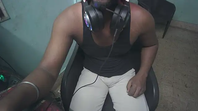 Tamil_KDD's Live XXX Chat