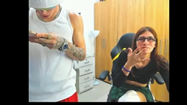 Pride_couple Live XXX Chat