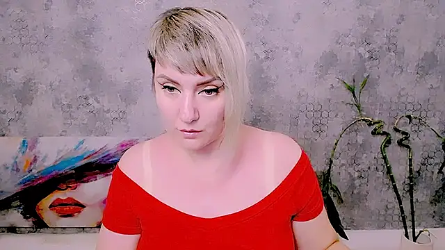 Djullia Chat XXX in diretta
