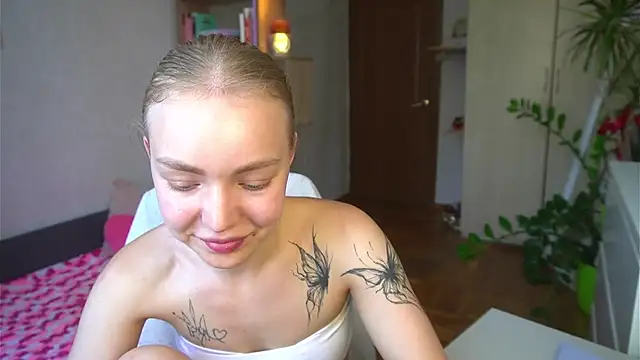 Živý XXX chat Emilyemmi