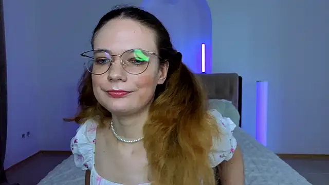 Little_humster Adlı Modelin Canlı XXX Sohbeti