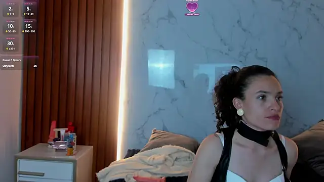 zara_vooss Chat XXX live