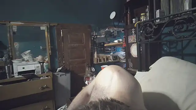 charactrzero Chat XXX live