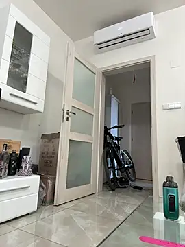 jennifer11772 Adlı Modelin Canlı XXX Sohbeti