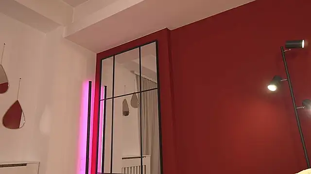 JustinneJade Adlı Modelin Canlı XXX Sohbeti