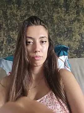 VirginPussySquirt's Live XXX Chat