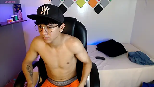 axel_rose20 Live XXX Chat
