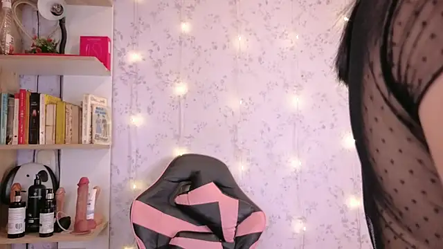 manelike_ live XXX chat