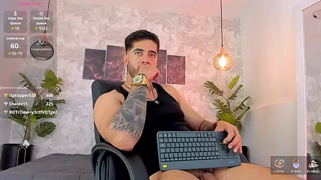Nate_franco Adlı Modelin Canlı XXX Sohbeti