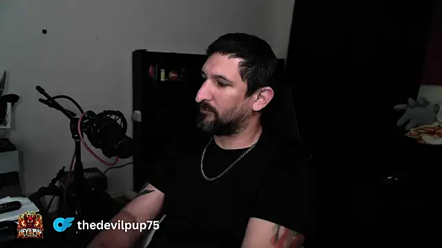 צ'אט XXX בשידור חי של DevilPup75_