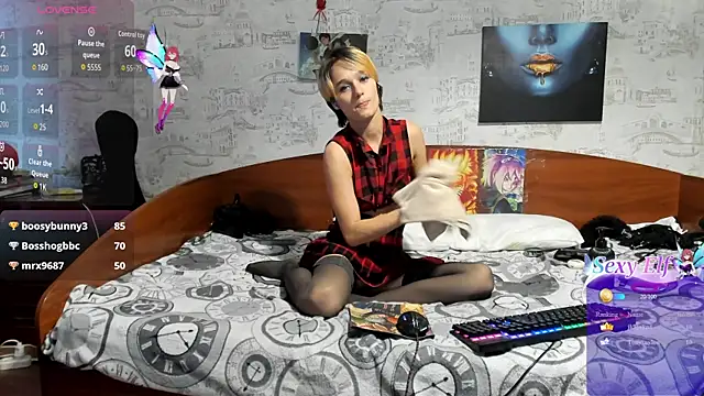 KagamiTayga – Live XXX-chat