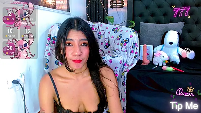 Alexandra_Castle Live XXX-chat
