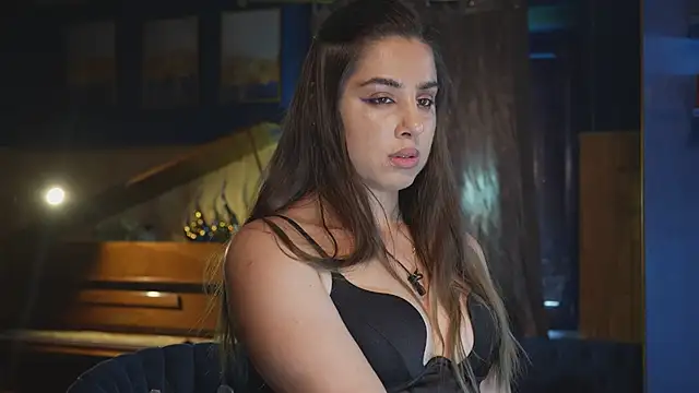 VanessaDoyle Adlı Modelin Canlı XXX Sohbeti