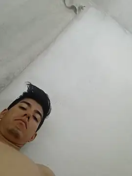 madilos Pertunjukan Webcam