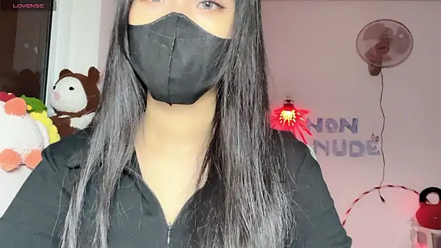 Živý XXX chat Tieu-May