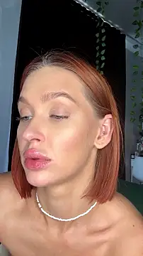 XXX chat uživo modela LittleFox___
